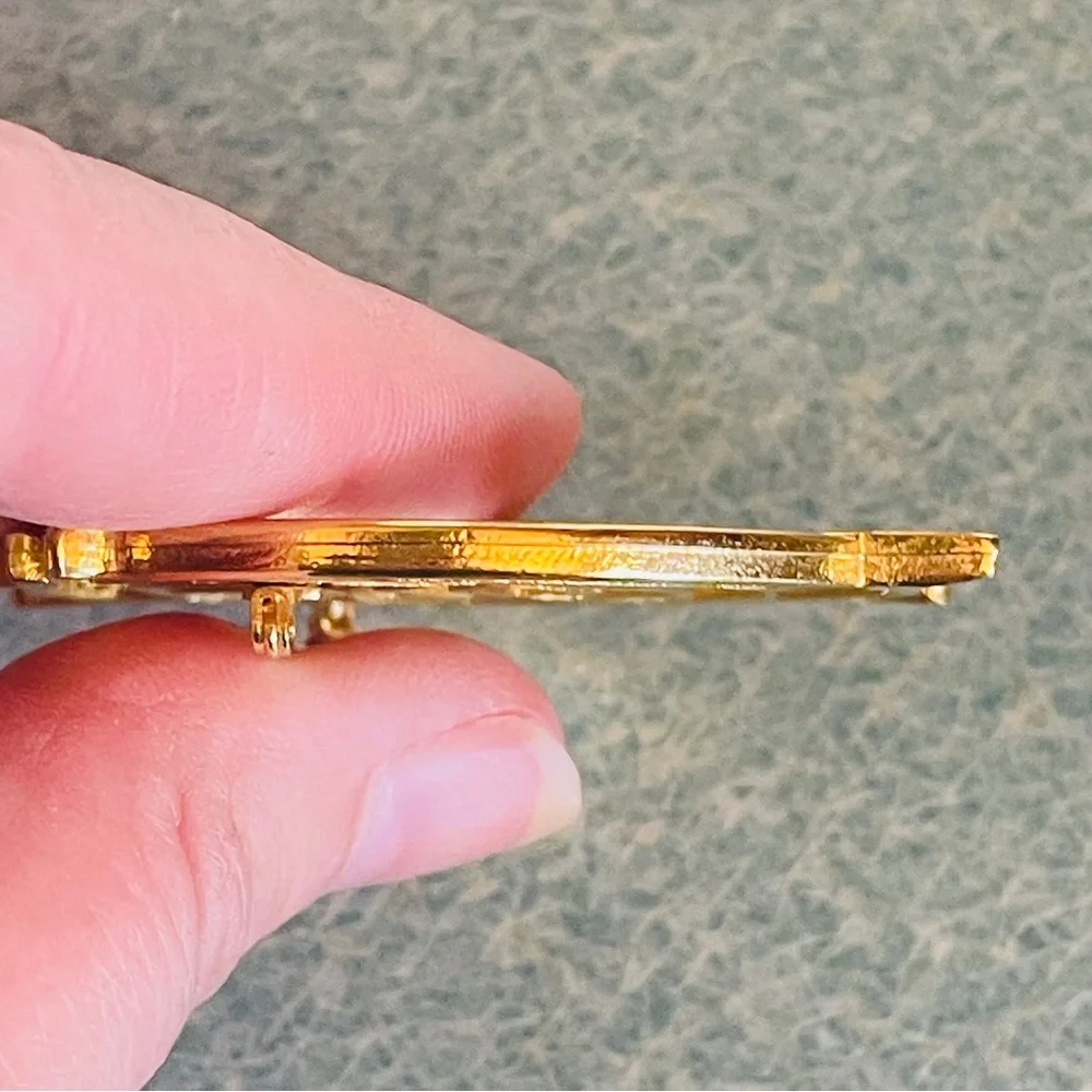 Vintage Christian Dior Parfums 90’s Gold-Toned Logo Brooc - Picture 3 of 10